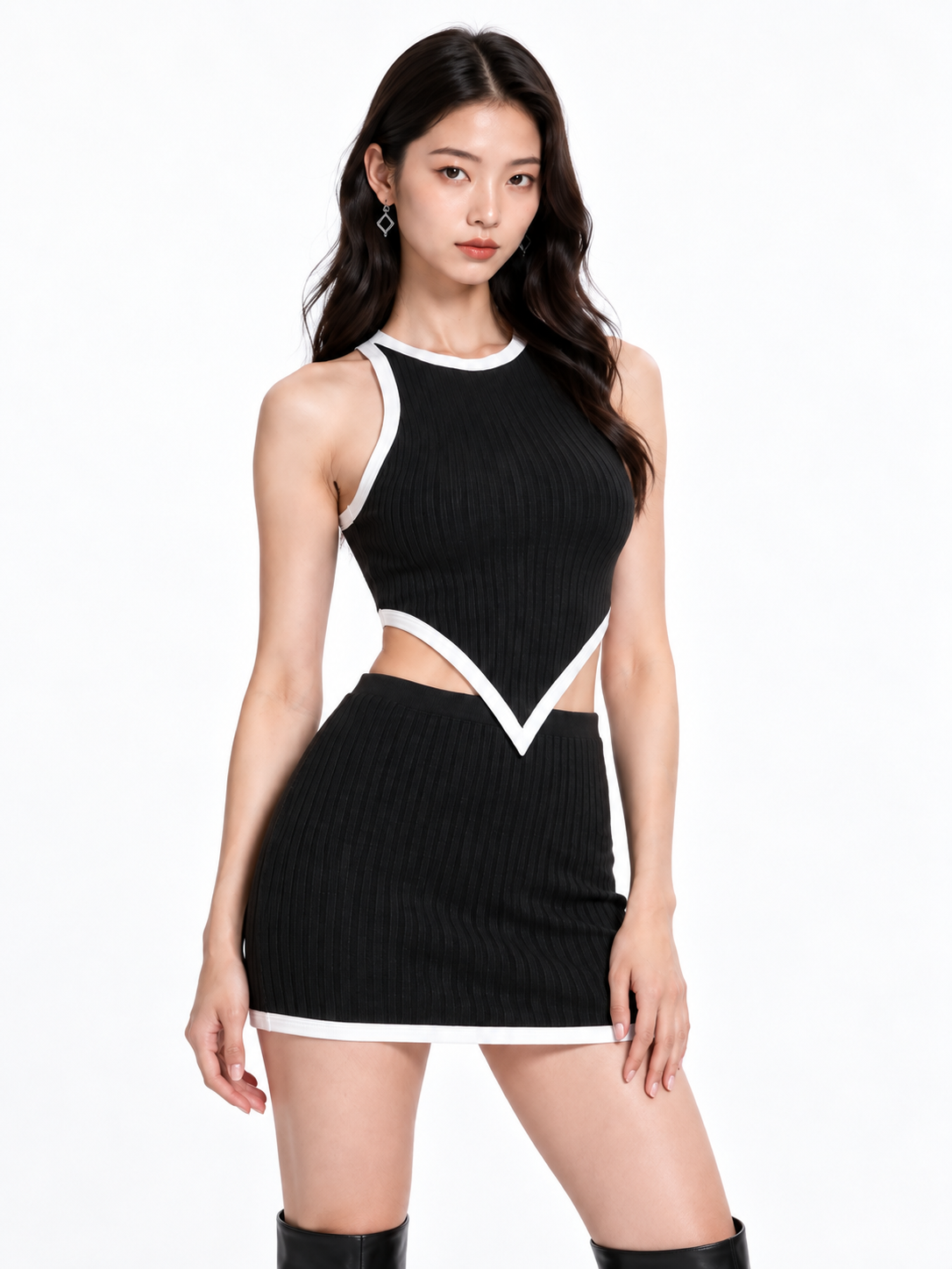Black two-piece, pose 3